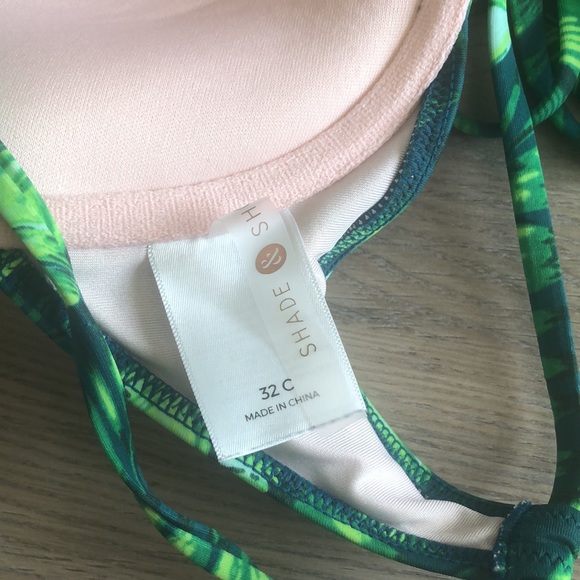 Tropical bikini - Picture 4 of 7